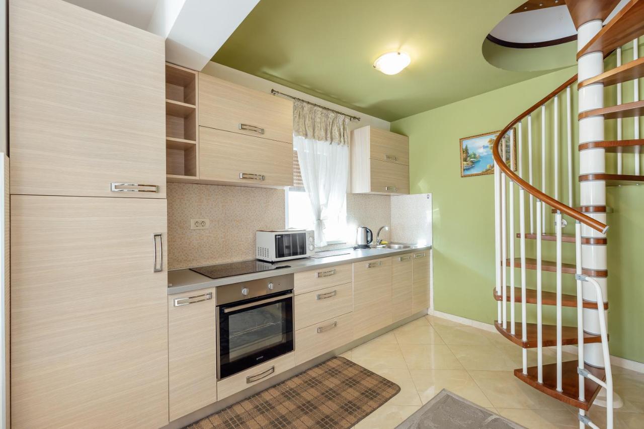 Apartments Rivijera Herceg Novi Exterior foto
