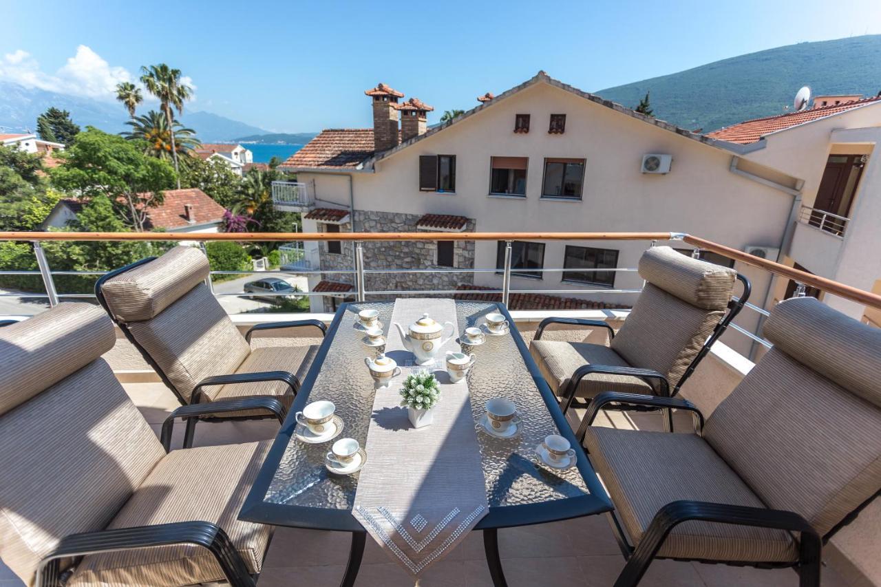 Apartments Rivijera Herceg Novi Exterior foto